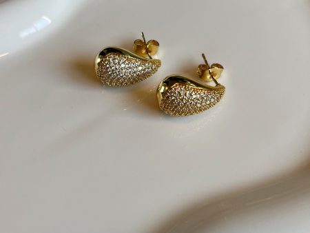 Sparkly zirconia water drop studs on Sale